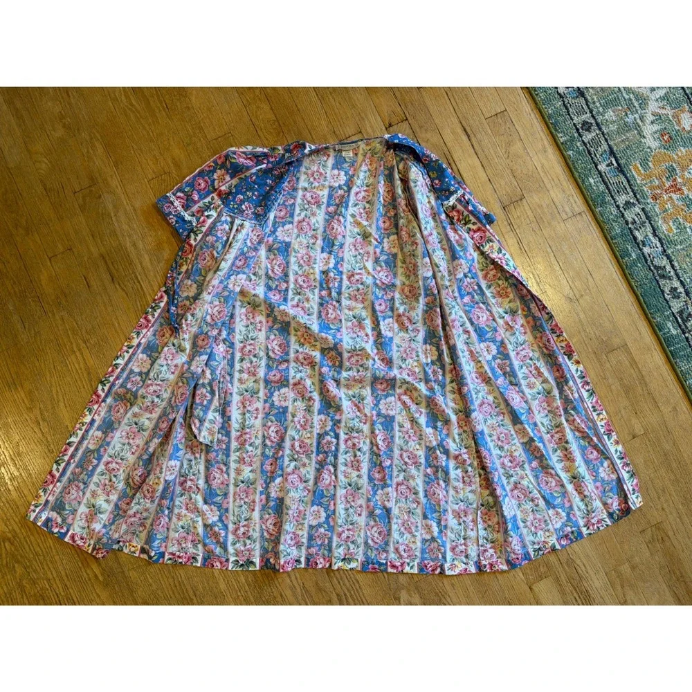 Vintage House Dress Floral Stripe Duster Herbcraft II Blue Pink Snap Front Med